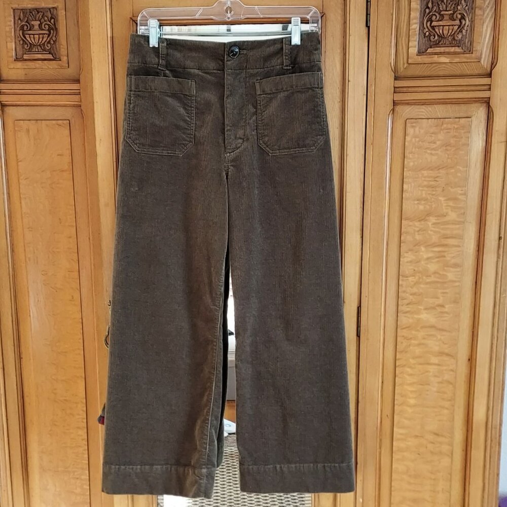 Olive green wide let corduroy pants